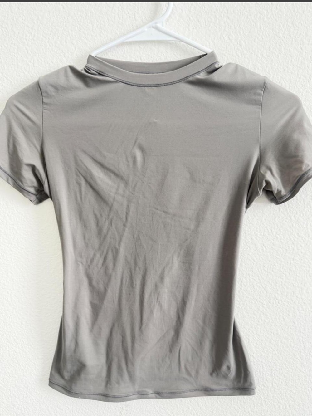 SKIMS Short Sleeve Fits Everybody Tee - Gray - Picture 2 of 3